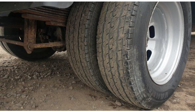 Iveco 50C18 Daily 3.D 16V +Effer - Fourgon plateau, Utilitaire double cabine: photos 5 Iveco 50C18 Daily 3.D 16V +Effer - Fourgon plateau, Utilitaire double cabine: photos 5