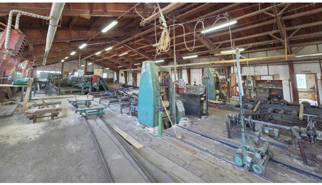 Královopolská G710 + G560 - Machine à bois: photos 1 Královopolská G710 + G560 - Machine à bois: photos 1