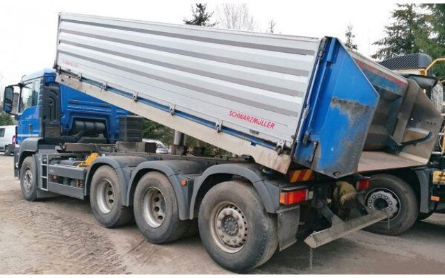 MAN TGS 35.440 EUR6 tridem 8x4 - Camion benne: photos 2 MAN TGS 35.440 EUR6 tridem 8x4 - Camion benne: photos 2