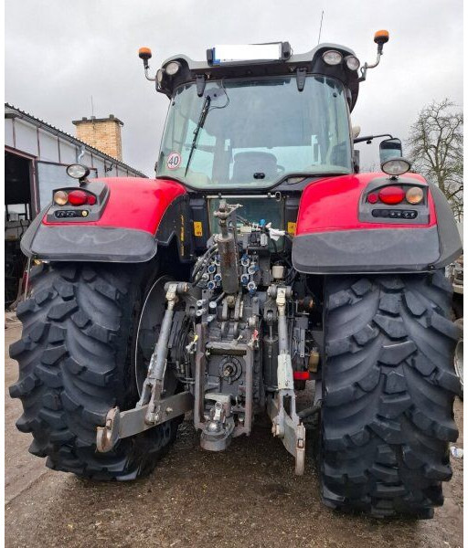 Massey Ferguson 8690 (MF) - Tracteur agricole: photos 3 Massey Ferguson 8690 (MF) - Tracteur agricole: photos 3