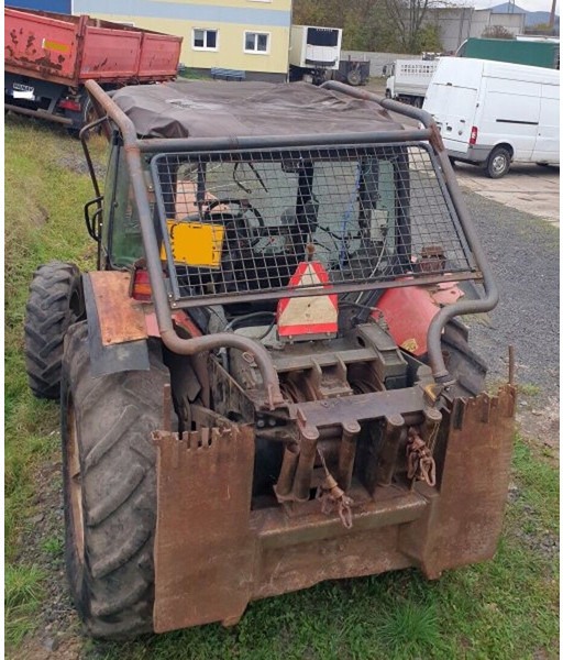 Zetor 9641 Forterra turbo - Tracteur forestier: photos 3 Zetor 9641 Forterra turbo - Tracteur forestier: photos 3