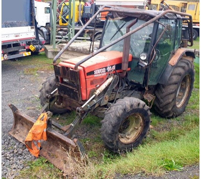 Zetor 9641 Forterra turbo - Tracteur forestier: photos 4 Zetor 9641 Forterra turbo - Tracteur forestier: photos 4