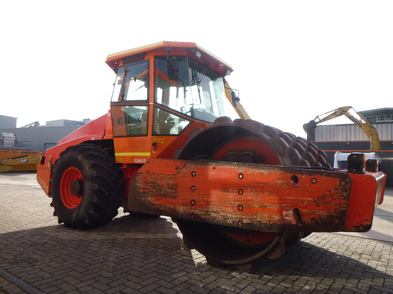 Compacteur à pieds de mouton/ Monocylindre DYNAPAC CA612PD: photos 14