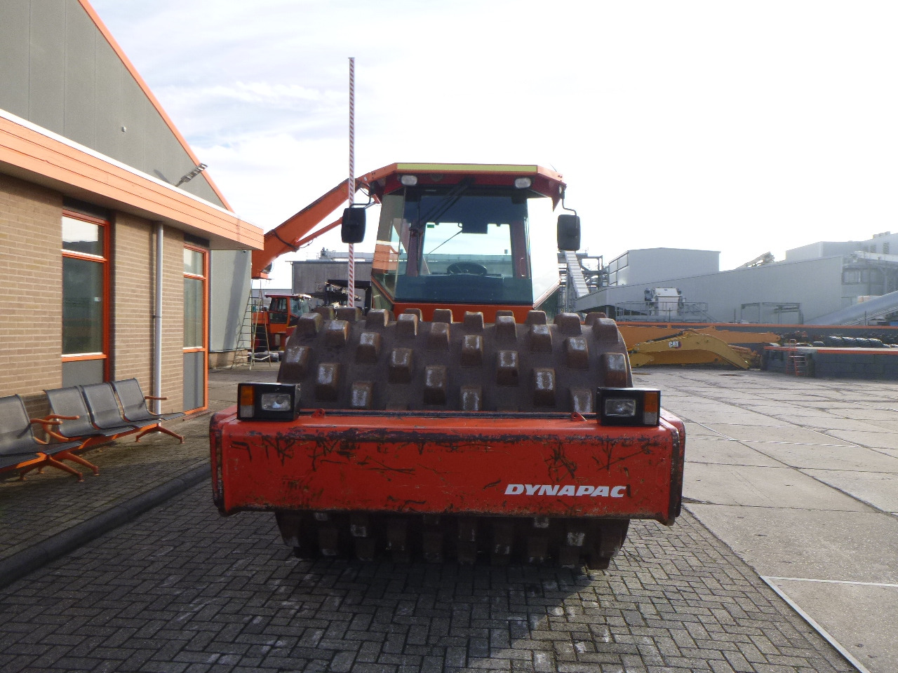 Compacteur à pieds de mouton/ Monocylindre DYNAPAC CA612PD: photos 15