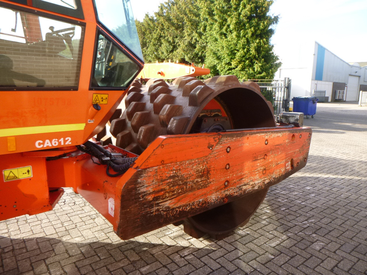 Compacteur à pieds de mouton/ Monocylindre DYNAPAC CA612PD: photos 11