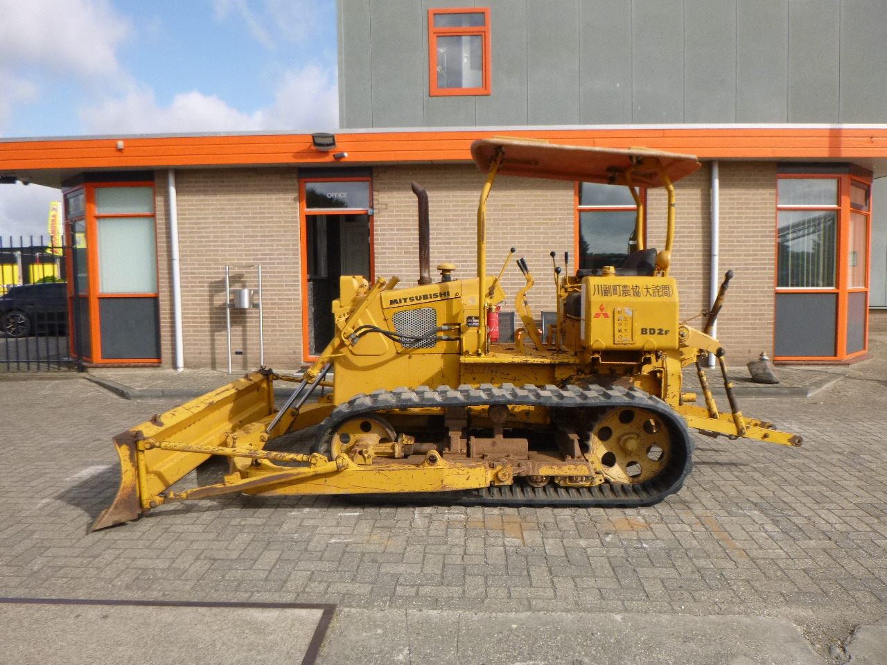 MITSUBISHI BD2F - Bulldozer: photos 1 MITSUBISHI BD2F - Bulldozer: photos 1