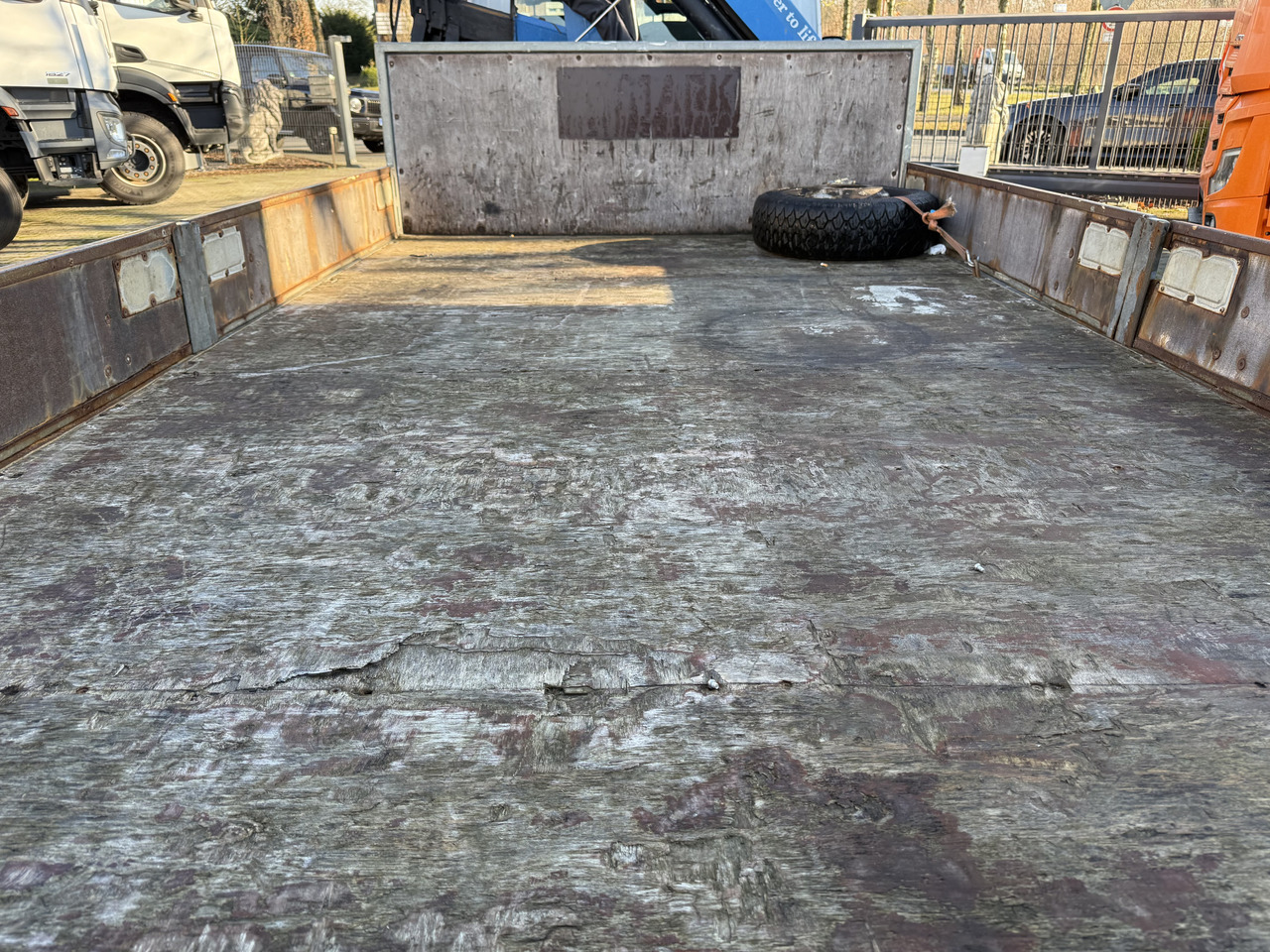 Iveco Daily 70C17 HMF 635 Kran bis 11 Meter - Camion grue, Fourgon plateau: photos 2 Iveco Daily 70C17 HMF 635 Kran bis 11 Meter - Camion grue, Fourgon plateau: photos 2