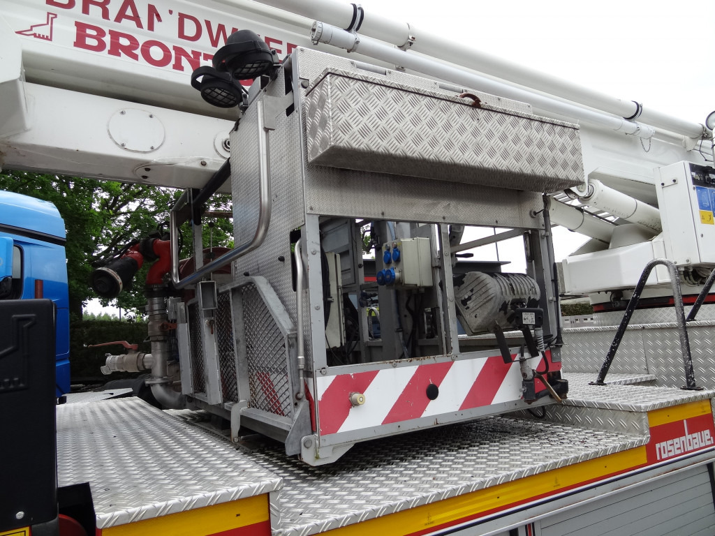 MAN L2000 18.284 Feuerwehr Bronto Skylift 27 Meter - Camion avec nacelle: photos 3 MAN L2000 18.284 Feuerwehr Bronto Skylift 27 Meter - Camion avec nacelle: photos 3