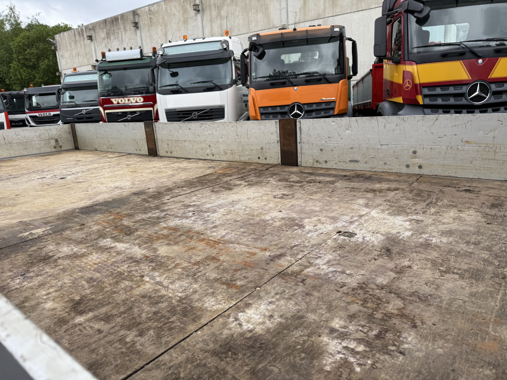 Camion plateau, Camion grue MAN TGM 15.250 Kran Fassi F150: photos 14