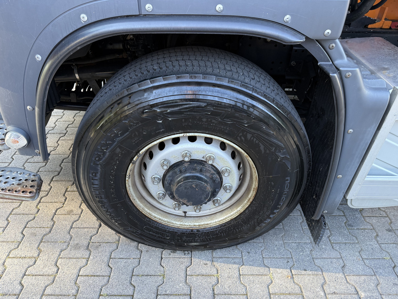 MAN TGS 28.400 6X4H-4 BL - Camion benne, Camion grue: photos 4 MAN TGS 28.400 6X4H-4 BL - Camion benne, Camion grue: photos 4