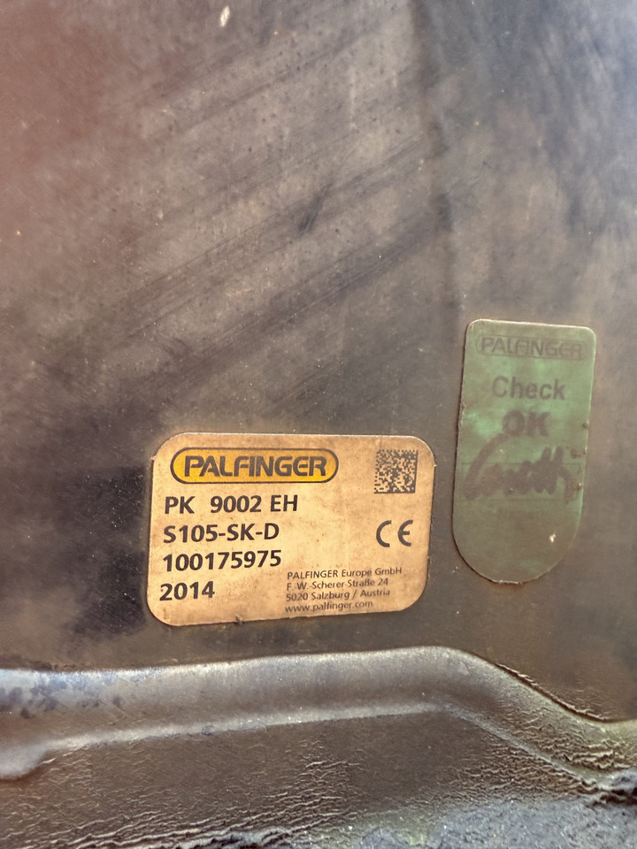 Mercedes-Benz Actros 1827 Kran Palfinger PK 9002 - Camion à rideaux coulissants, Camion grue: photos 5 Mercedes-Benz Actros 1827 Kran Palfinger PK 9002 - Camion à rideaux coulissants, Camion grue: photos 5