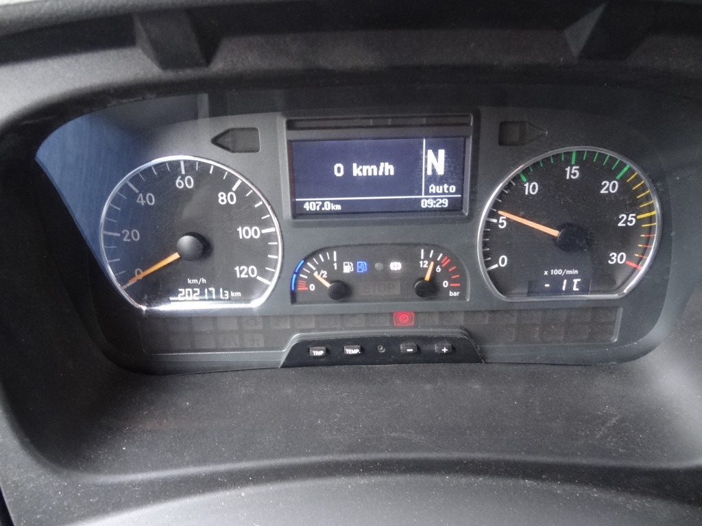 Mercedes-Benz Atego 822 - Camion fourgon: photos 2 Mercedes-Benz Atego 822 - Camion fourgon: photos 2