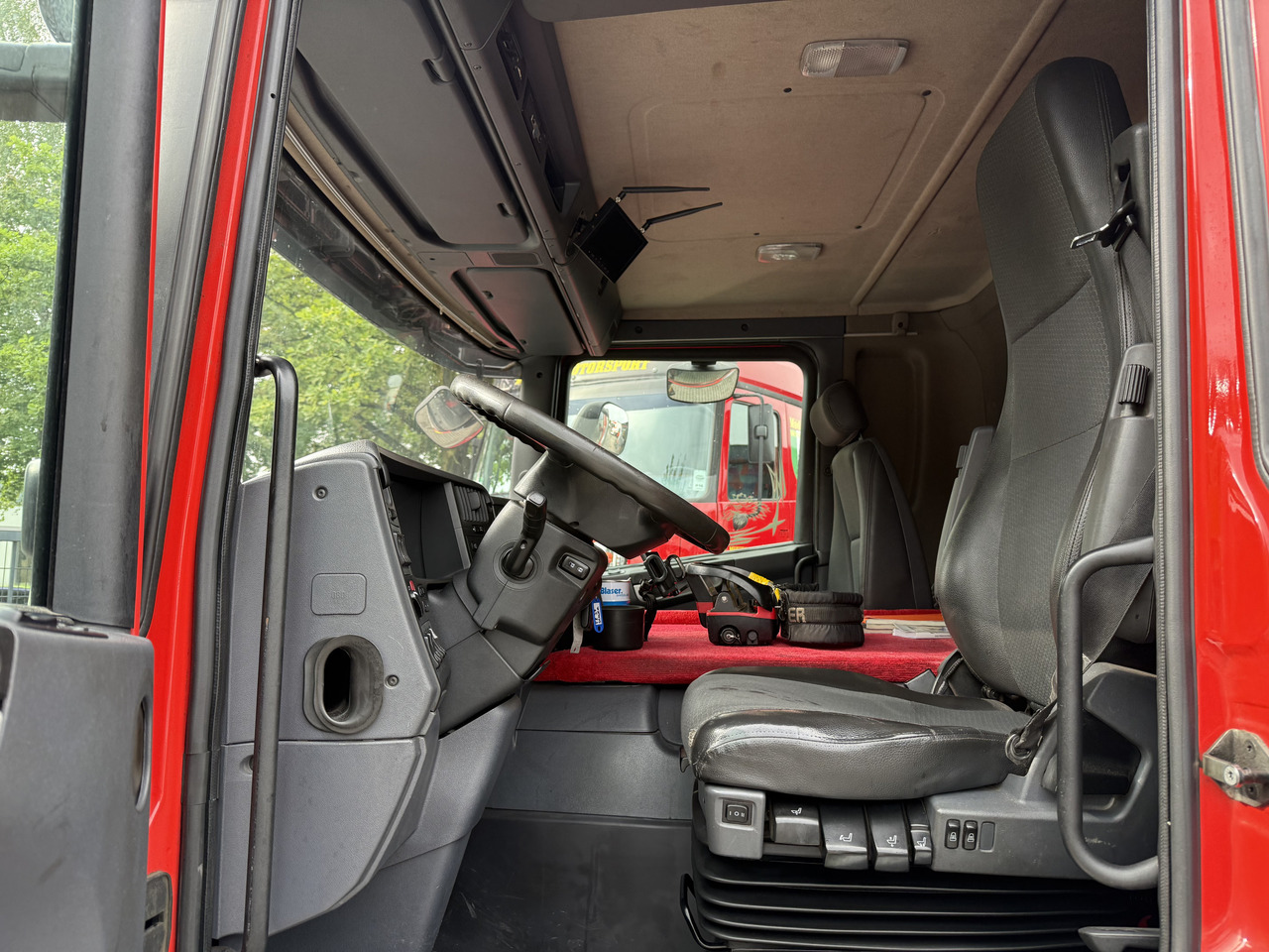 Scania P410 4X2 Palfinger PK 13001 - Camion plateau, Camion grue: photos 4 Scania P410 4X2 Palfinger PK 13001 - Camion plateau, Camion grue: photos 4