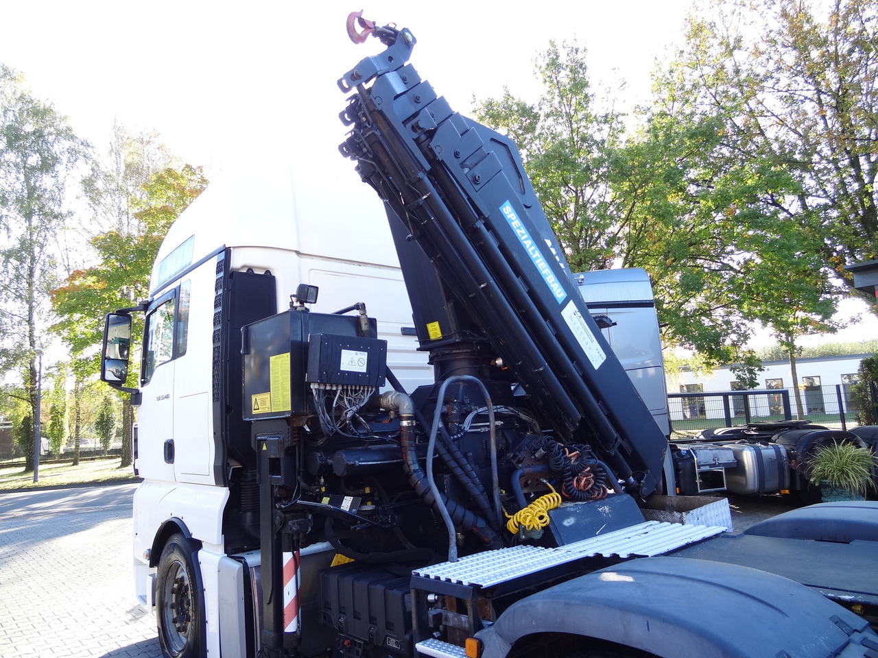 MAN TGX 33.480 6X4 Kran MKG 381 bis 20 Meter - Tracteur routier: photos 5 MAN TGX 33.480 6X4 Kran MKG 381 bis 20 Meter - Tracteur routier: photos 5