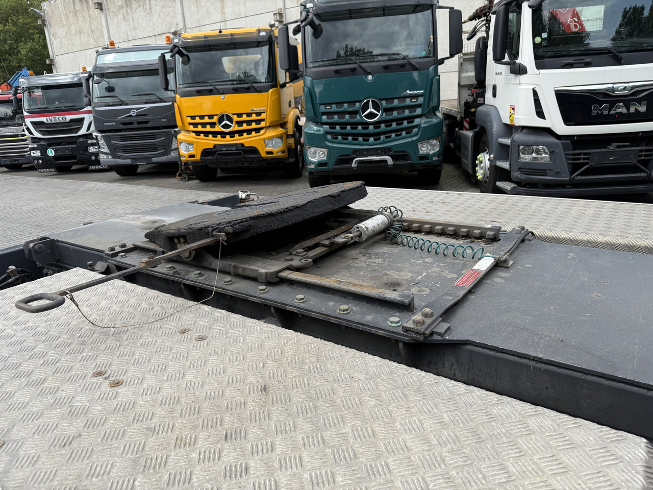 Scania R450 8X4 Kran Fassi F660 bis 34 Meter - Tracteur routier: photos 3 Scania R450 8X4 Kran Fassi F660 bis 34 Meter - Tracteur routier: photos 3