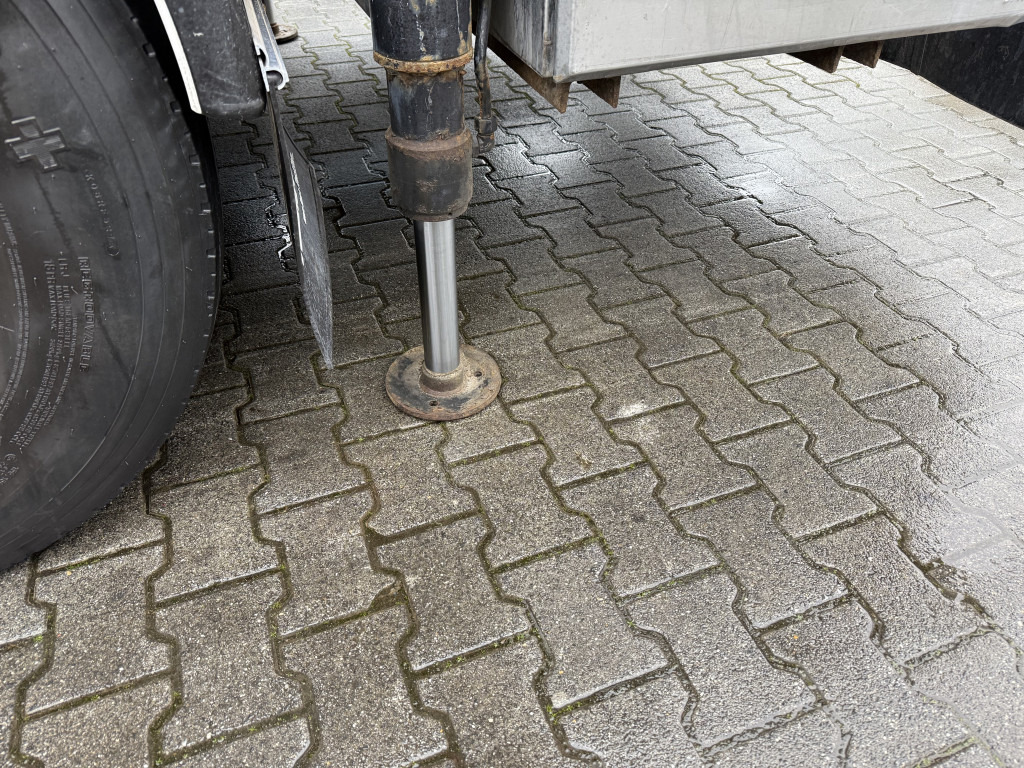 Volvo FH12 420 6X2 Kran PM 30025 bis 26.5 Meter - Camion plateau, Camion grue: photos 5 Volvo FH12 420 6X2 Kran PM 30025 bis 26.5 Meter - Camion plateau, Camion grue: photos 5