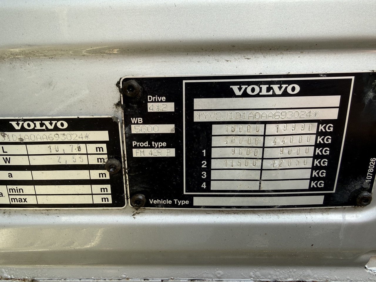 Volvo FM330 Kran Effer 165 bis 20 Meter - Camion plateau, Camion grue: photos 5 Volvo FM330 Kran Effer 165 bis 20 Meter - Camion plateau, Camion grue: photos 5