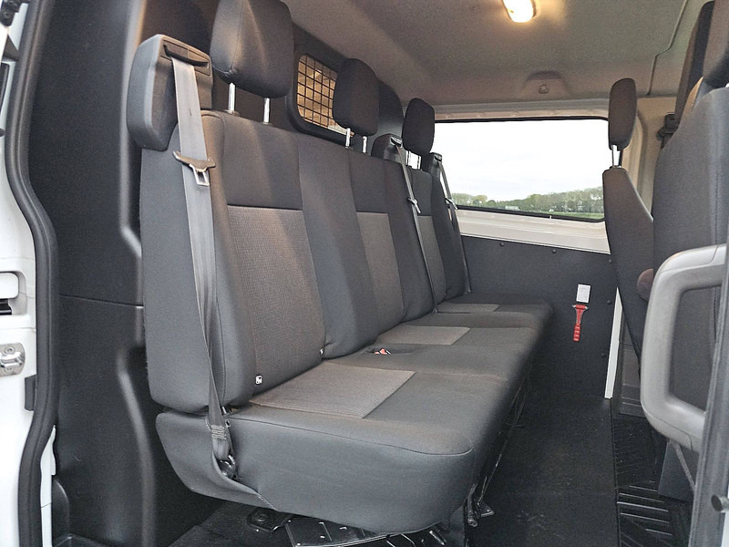 Fourgonnette Ford Transit Custom 2.0 ac dub cab EURO6: photos 10 Fourgonnette Ford Transit Custom 2.0 ac dub cab EURO6: photos 10