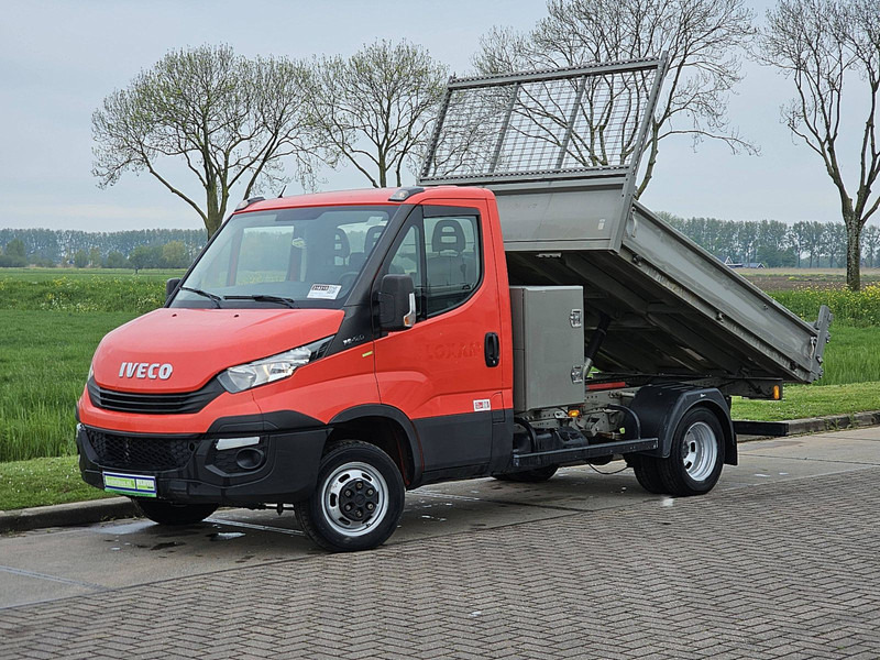 Iveco Daily 35C12 Kipper Kist Airco ! - Véhicule utilitaire benne: photos 2 Iveco Daily 35C12 Kipper Kist Airco ! - Véhicule utilitaire benne: photos 2