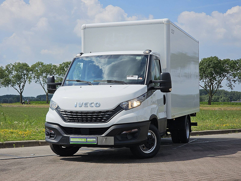 Iveco Daily 35C16 Bakwagen Laadklep - Fourgon: photos 1 Iveco Daily 35C16 Bakwagen Laadklep - Fourgon: photos 1