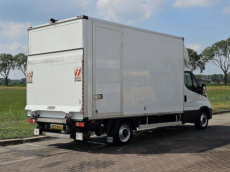 Iveco Daily 35S14 ac automaat EURO6 - Fourgon: photos 3 Iveco Daily 35S14 ac automaat EURO6 - Fourgon: photos 3