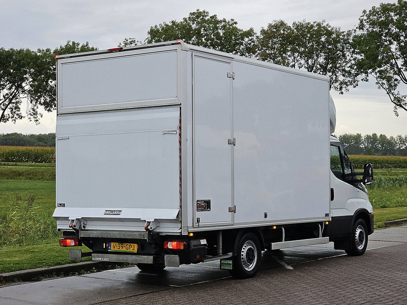 Iveco Daily 35S18 ac automaat EURO6 - Fourgon: photos 3 Iveco Daily 35S18 ac automaat EURO6 - Fourgon: photos 3