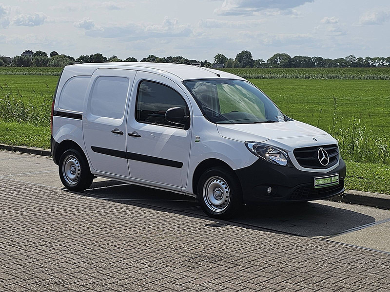 Mercedes-Benz Citan 109 CDI LONG Airco Euro6! - Fourgon: photos 5 Mercedes-Benz Citan 109 CDI LONG Airco Euro6! - Fourgon: photos 5