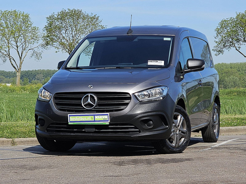 Mercedes-Benz Citan 110 CDI LONG Mbux + Navi! - Fourgon: photos 1 Mercedes-Benz Citan 110 CDI LONG Mbux + Navi! - Fourgon: photos 1