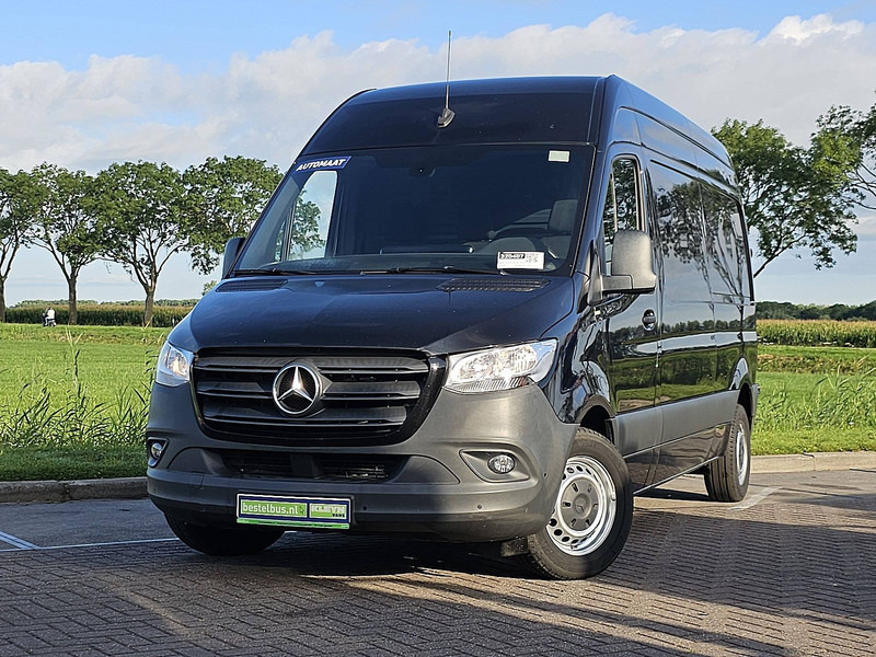 Mercedes-Benz Sprinter 214 L2H1 Navi Trekhaak - Fourgonnette: photos 1 Mercedes-Benz Sprinter 214 L2H1 Navi Trekhaak - Fourgonnette: photos 1