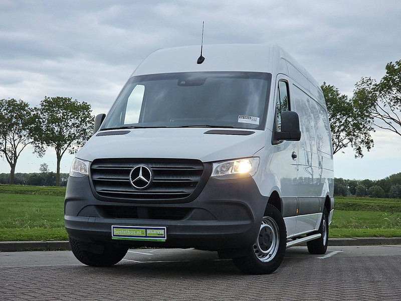 Mercedes-Benz Sprinter 311 L2H2 Wp-Inrichting ! - Fourgon utilitaire: photos 1 Mercedes-Benz Sprinter 311 L2H2 Wp-Inrichting ! - Fourgon utilitaire: photos 1