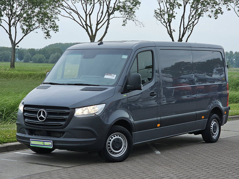 Mercedes-Benz Sprinter 314 L2H1 Mbux Airco! - Fourgon utilitaire: photos 2 Mercedes-Benz Sprinter 314 L2H1 Mbux Airco! - Fourgon utilitaire: photos 2