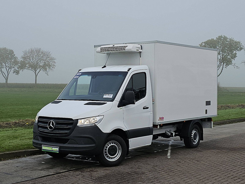 Mercedes-Benz Sprinter 316 Koelwagen D/N 230V - Véhicule utilitaire frigorifique: photos 2 Mercedes-Benz Sprinter 316 Koelwagen D/N 230V - Véhicule utilitaire frigorifique: photos 2