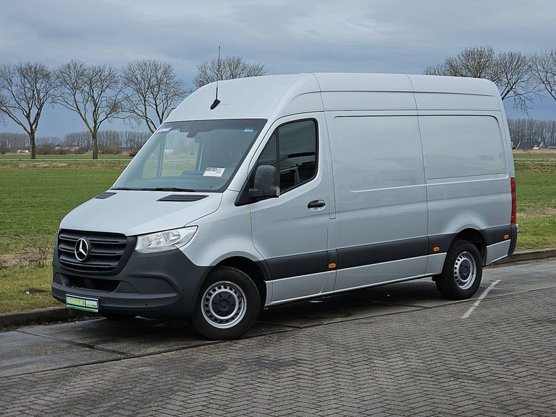 Mercedes-Benz Sprinter 316 L2H2 Automaat Navi ! - Fourgon utilitaire: photos 2 Mercedes-Benz Sprinter 316 L2H2 Automaat Navi ! - Fourgon utilitaire: photos 2