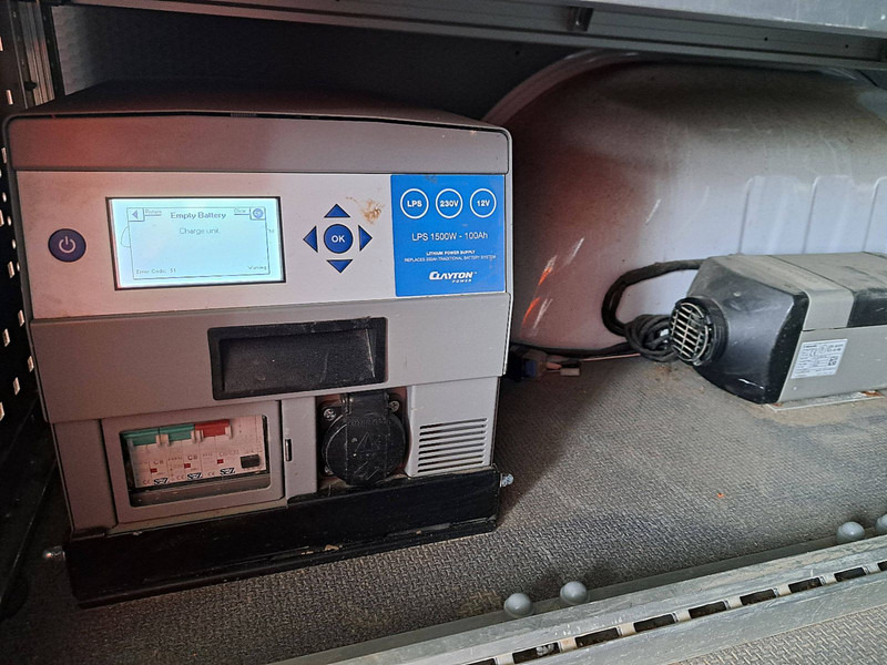 Fourgon utilitaire Mercedes-Benz Sprinter 316 L2H2 Mbux 4x4 Autom!: photos 15