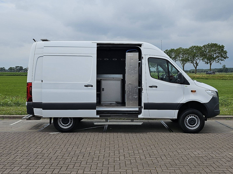 Fourgon utilitaire Mercedes-Benz Sprinter 316 L2H2 Mbux 4x4 Autom!: photos 13