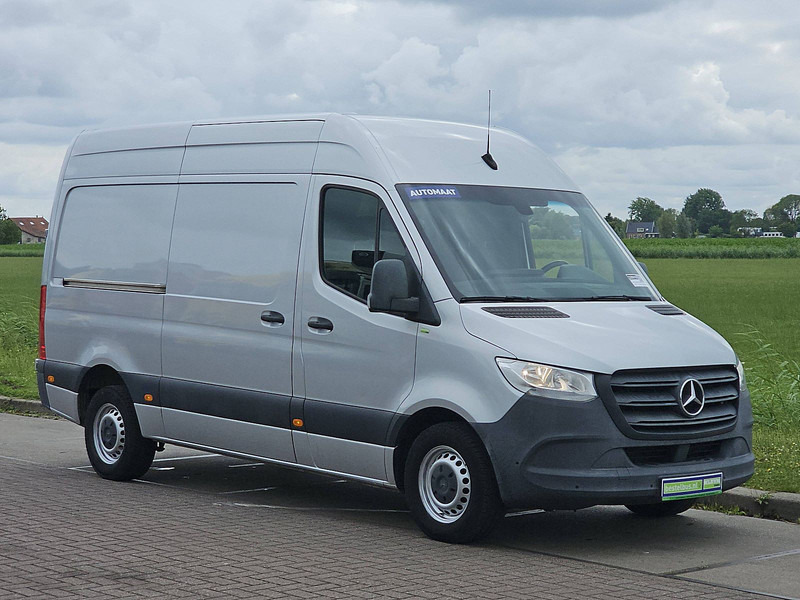 Mercedes-Benz Sprinter 316 L2H2 RWD Mbux Autom! - Fourgon utilitaire: photos 5 Mercedes-Benz Sprinter 316 L2H2 RWD Mbux Autom! - Fourgon utilitaire: photos 5