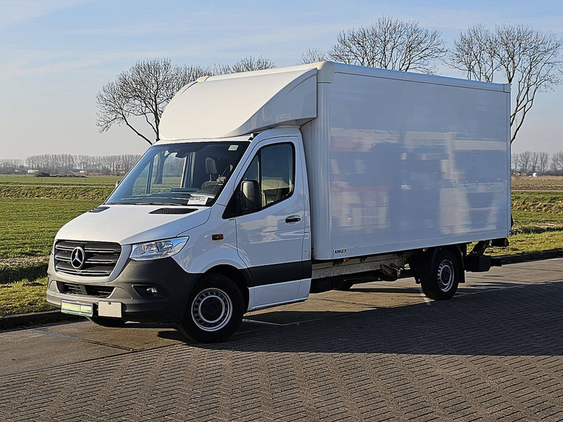 Mercedes-Benz Sprinter 317 Bakwagen Laadklep! - Fourgon: photos 2 Mercedes-Benz Sprinter 317 Bakwagen Laadklep! - Fourgon: photos 2