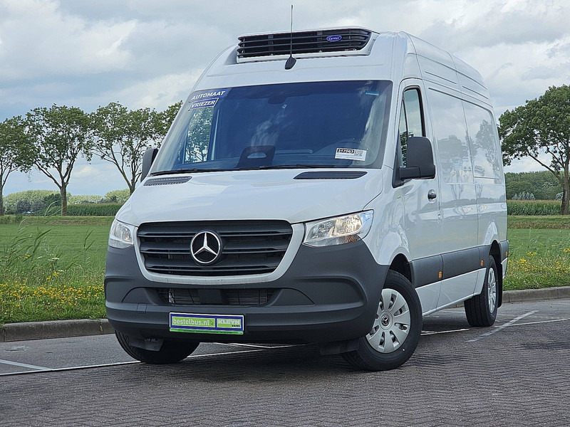 Mercedes-Benz Sprinter 317 L2H2 Koelwagen D/N! - Véhicule utilitaire frigorifique: photos 1 Mercedes-Benz Sprinter 317 L2H2 Koelwagen D/N! - Véhicule utilitaire frigorifique: photos 1