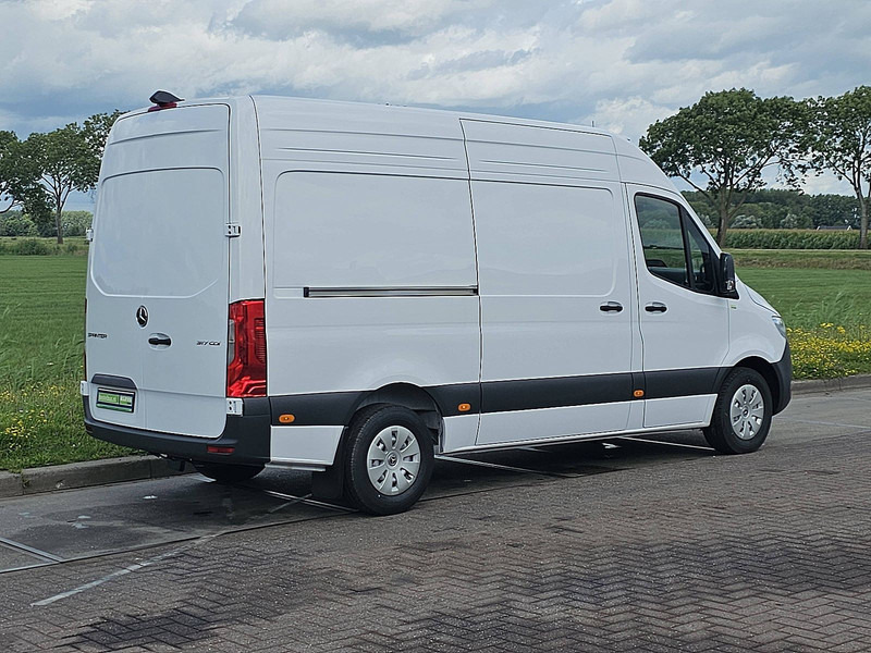 Mercedes-Benz Sprinter 317 L2H2 Koelwagen D/N! - Véhicule utilitaire frigorifique: photos 3 Mercedes-Benz Sprinter 317 L2H2 Koelwagen D/N! - Véhicule utilitaire frigorifique: photos 3