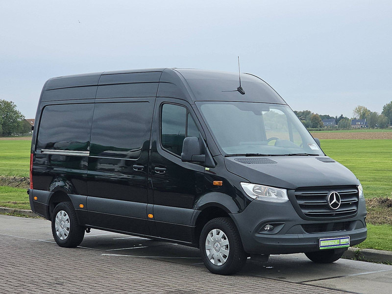 Mercedes-Benz Sprinter 317 L2H2 Mbux 360camera! - Fourgon utilitaire: photos 5 Mercedes-Benz Sprinter 317 L2H2 Mbux 360camera! - Fourgon utilitaire: photos 5