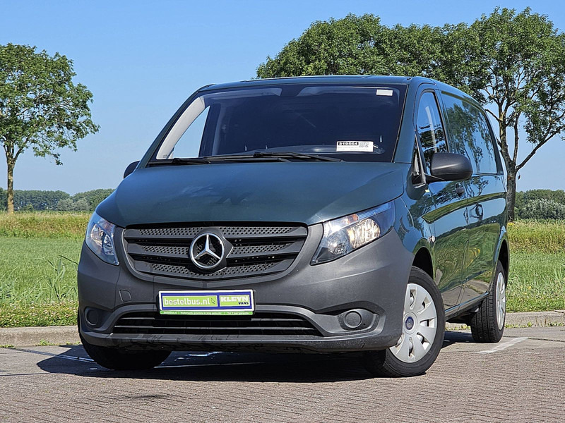 Mercedes-Benz Vito 111 - Fourgonnette: photos 1 Mercedes-Benz Vito 111 - Fourgonnette: photos 1