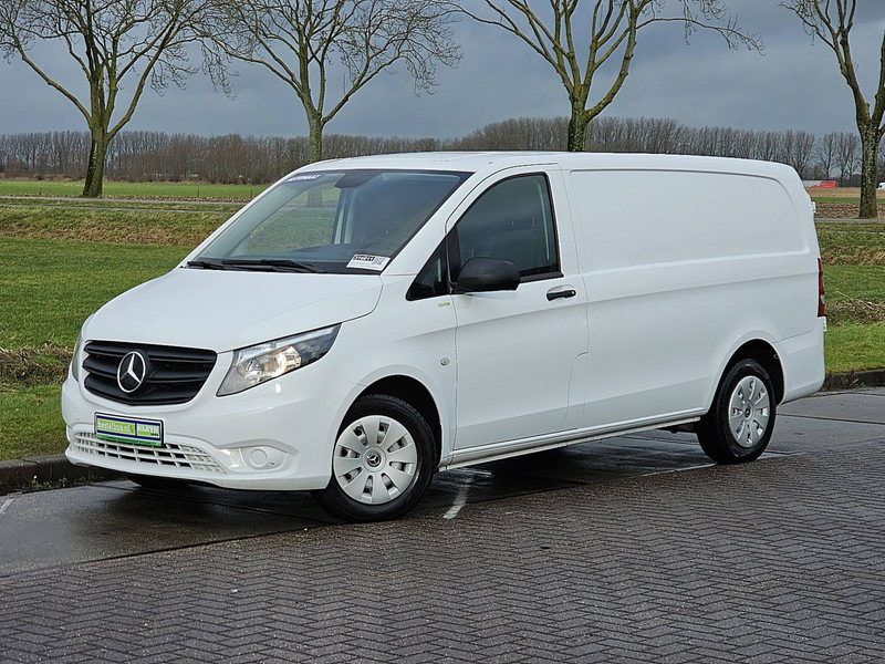 Mercedes-Benz Vito 114 L2H1 Automaat Navi ! - Fourgonnette: photos 2 Mercedes-Benz Vito 114 L2H1 Automaat Navi ! - Fourgonnette: photos 2