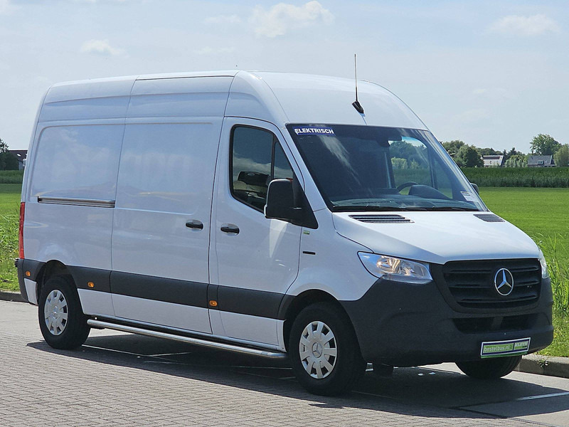 Mercedes-Benz eSprinter L2H2 35 KWH - Fourgon utilitaire, Utilitaire électrique: photos 5 Mercedes-Benz eSprinter L2H2 35 KWH - Fourgon utilitaire, Utilitaire électrique: photos 5