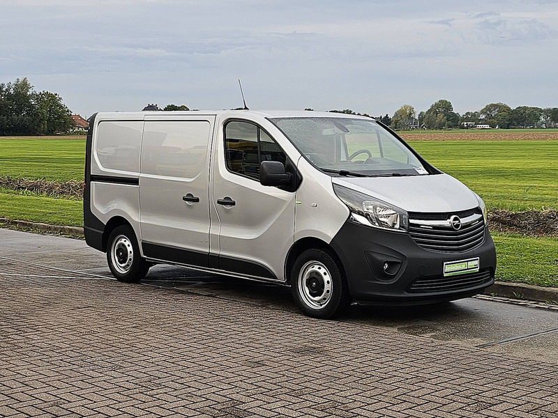 Opel Vivaro 1.6 L1H1 Navi Euro6 AC! - Fourgonnette: photos 5 Opel Vivaro 1.6 L1H1 Navi Euro6 AC! - Fourgonnette: photos 5