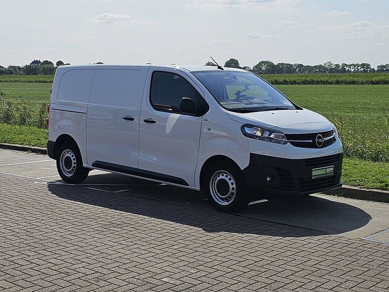 Opel Vivaro 2.0 CDTI 130 L1 37 dkm.! - Fourgonnette: photos 5 Opel Vivaro 2.0 CDTI 130 L1 37 dkm.! - Fourgonnette: photos 5