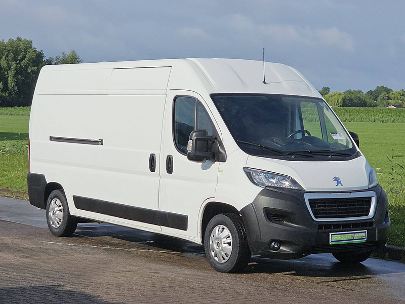 Peugeot Boxer 2.0 BHDI 130 L3H2 36 dkm - Fourgonnette: photos 5 Peugeot Boxer 2.0 BHDI 130 L3H2 36 dkm - Fourgonnette: photos 5