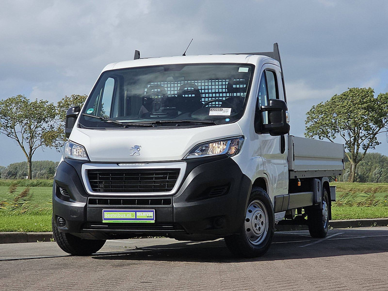 Peugeot Boxer 2.0 L4 Open Laadbak AC - Fourgon plateau: photos 1 Peugeot Boxer 2.0 L4 Open Laadbak AC - Fourgon plateau: photos 1