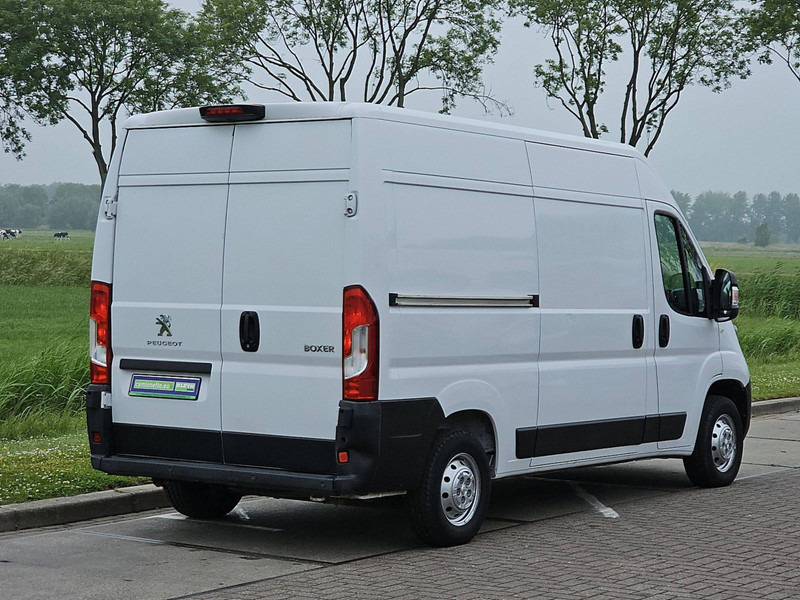 Peugeot Boxer 2.2 L2H2 Navi Euro6 AC! - Fourgonnette: photos 3 Peugeot Boxer 2.2 L2H2 Navi Euro6 AC! - Fourgonnette: photos 3