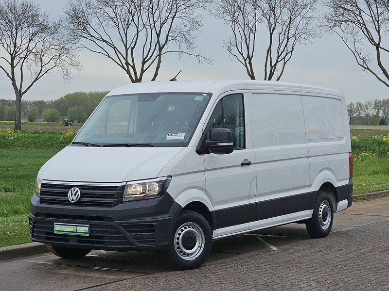 Volkswagen Crafter 30 2.0 L2H1 Trekhaak AC - Fourgonnette: photos 2 Volkswagen Crafter 30 2.0 L2H1 Trekhaak AC - Fourgonnette: photos 2
