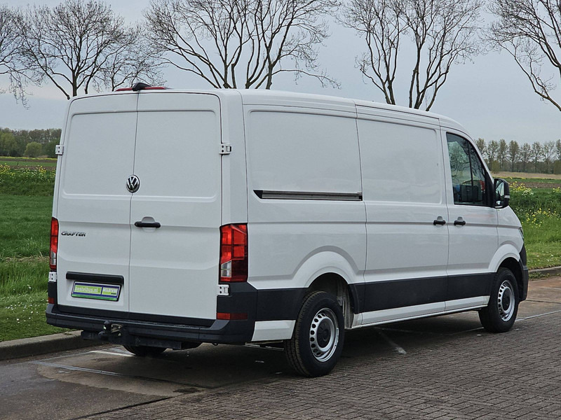 Volkswagen Crafter 30 2.0 L2H1 Trekhaak AC - Fourgonnette: photos 3 Volkswagen Crafter 30 2.0 L2H1 Trekhaak AC - Fourgonnette: photos 3